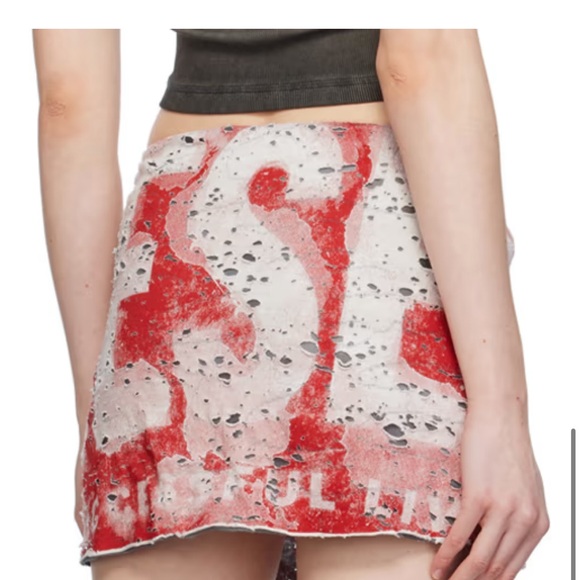 Diesel Hunt Skirt in Formula Red - Picture 4 of 4